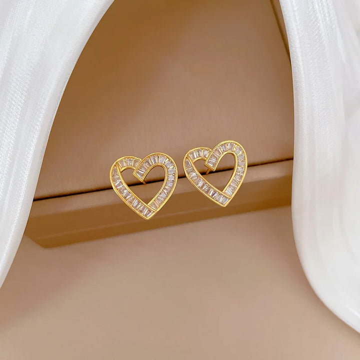 Zestaw biżuterii z motywem serc