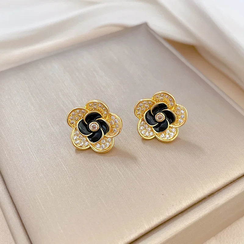 Komplet biżuterii z motywem bratka