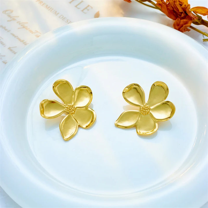 Kolczyki sztyfty kwiatuszki